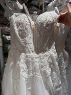 Luxury White Lace Spaghetti Straps Deep V-Neck Wedding Dress HA2540