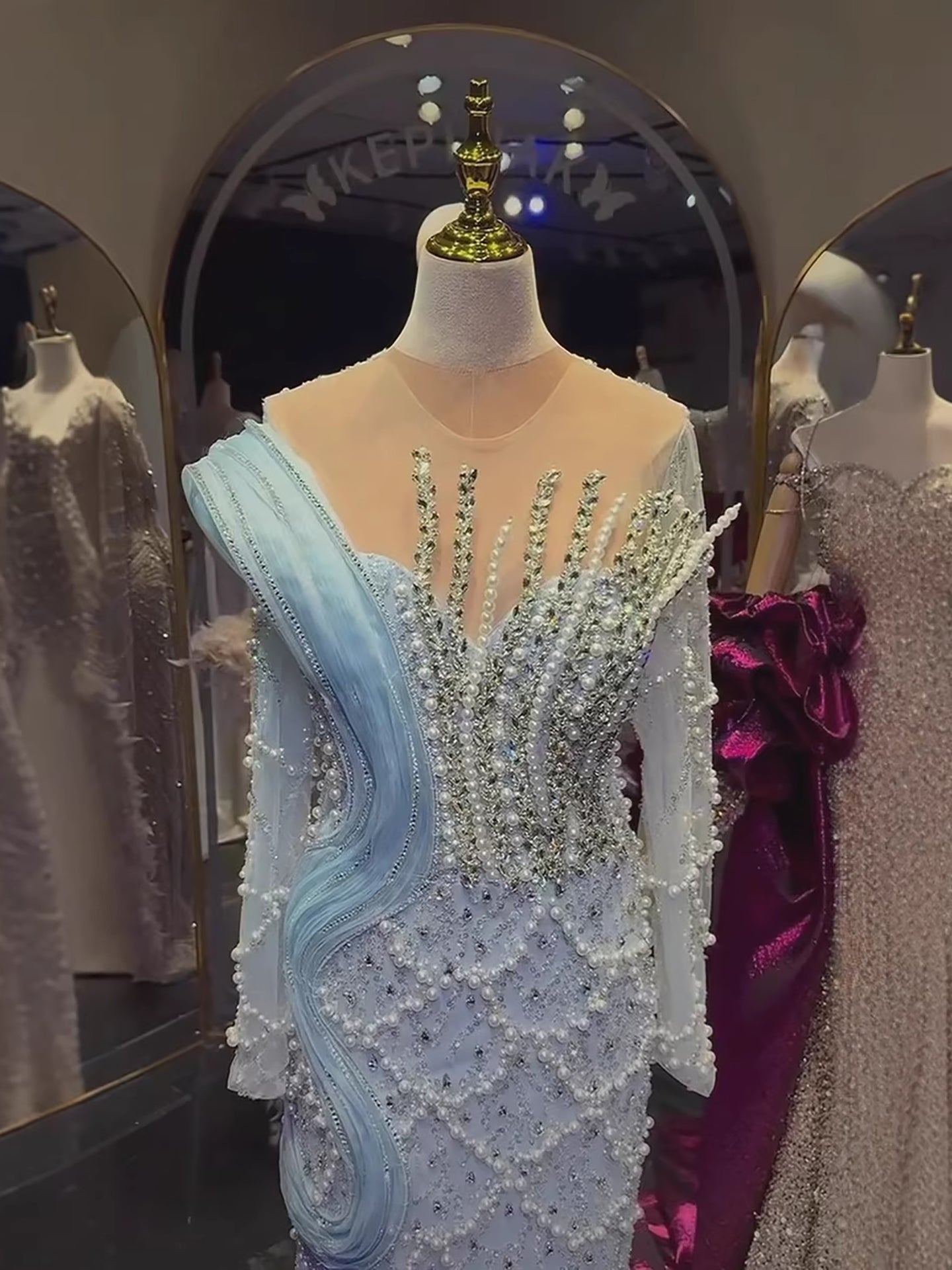 Luxury Blue Pearl Beaded Long Sleeve Mermaid Evening Dress LA72816C