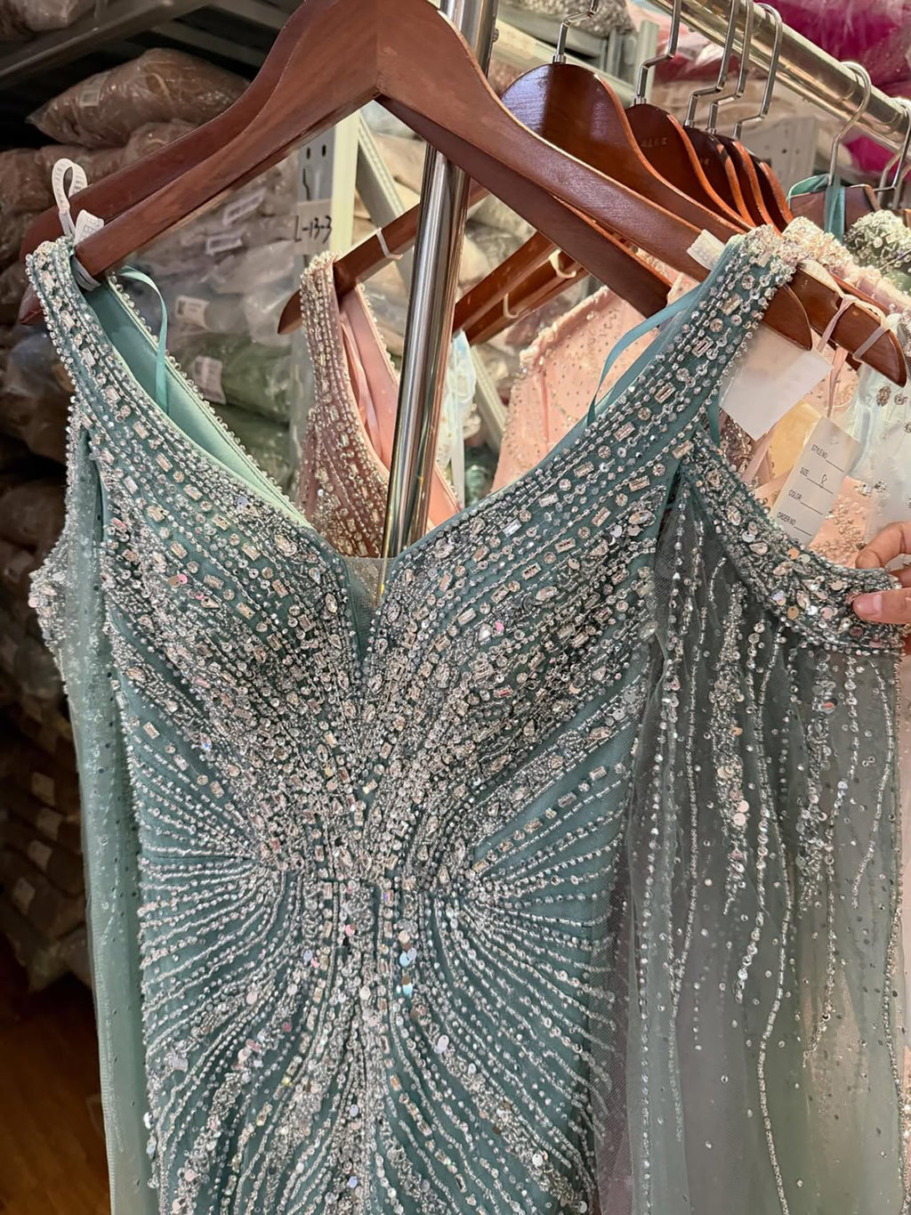 Luxury Pink Beaded Mermaid Evening Dress With Cape Sleeves CLA73210A