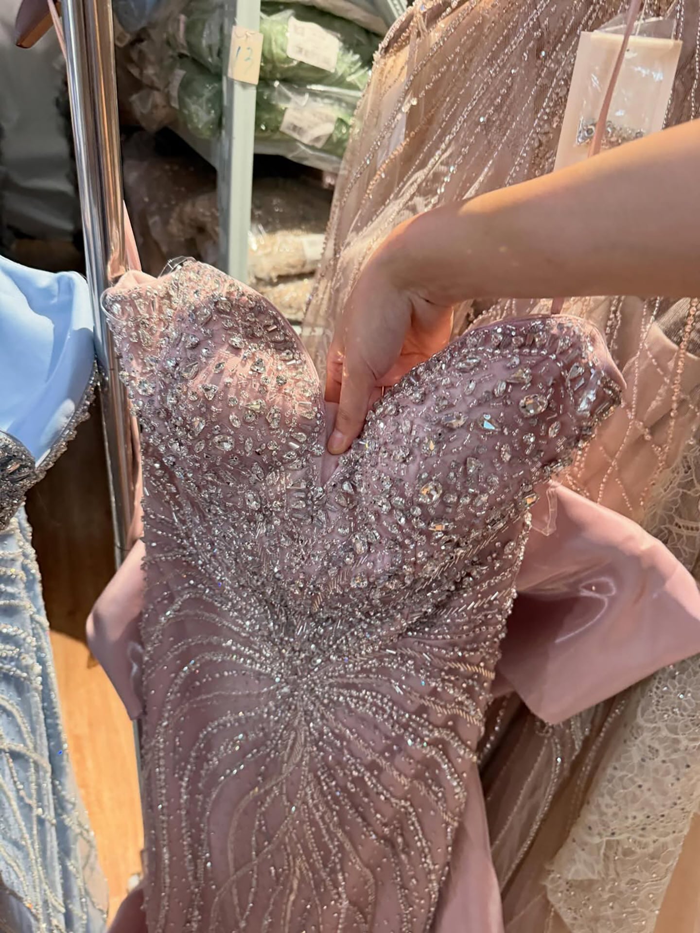 Luxury Pink Crystal Beaded Mermaid Evening Dress CLA73479