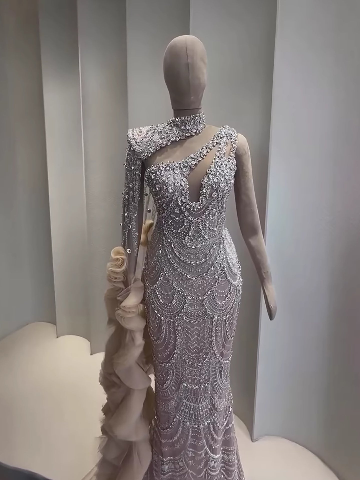 Luxury Nude Crystal One Shoulder Beaded Mermaid Evening Dress LA73533