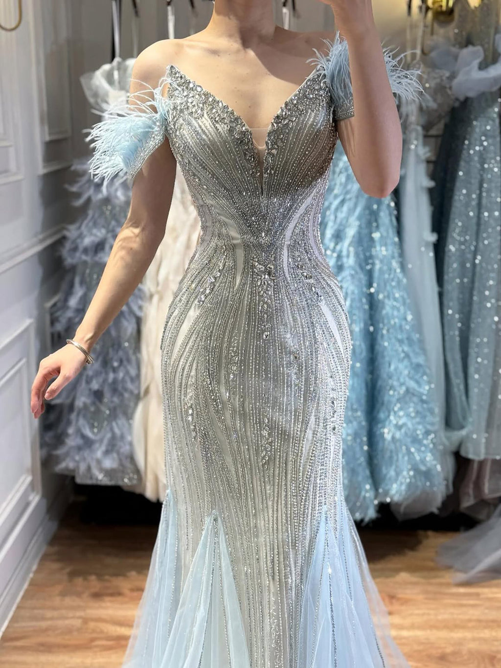 Luxury Beige Beaded Feather Mermaid Evening Dress LA73625