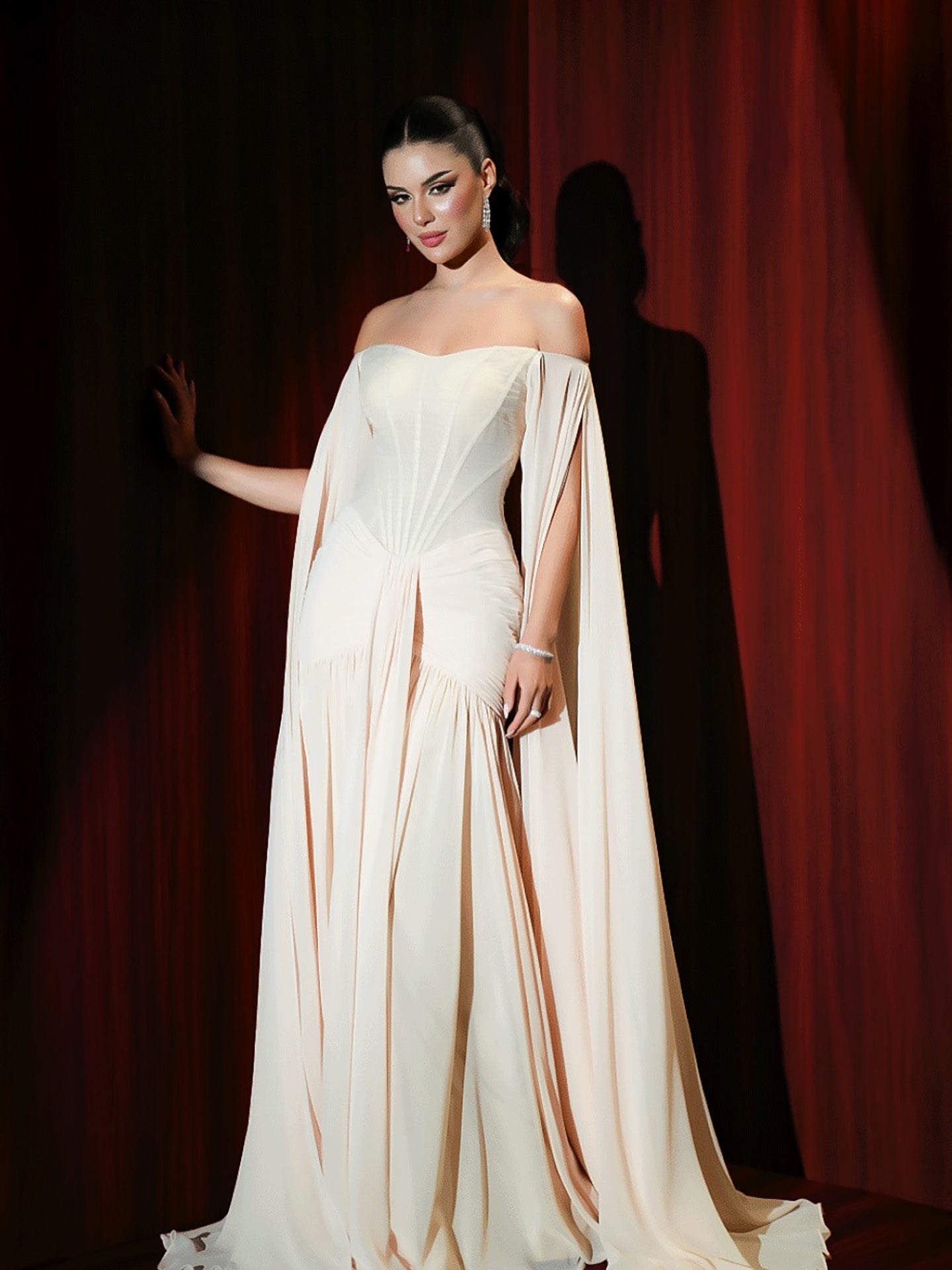 Luxury Cream Chiffon A-Line Evening Dress With Cape Sleeves LA73639