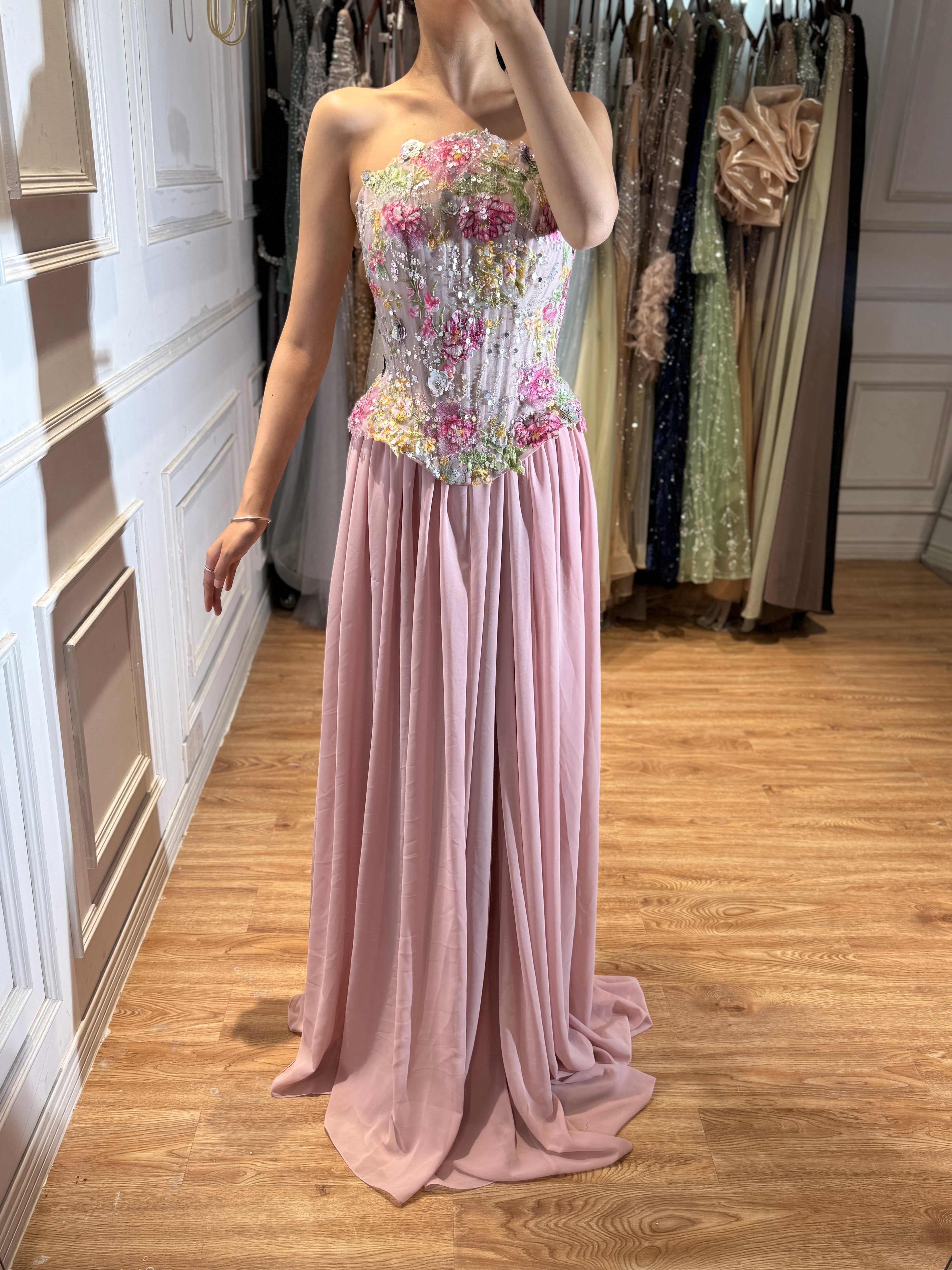 Luxury Dusty Pink 3D Floral Applique  Beaded Strapless Vintage Floral  Evening Dress CLA73642