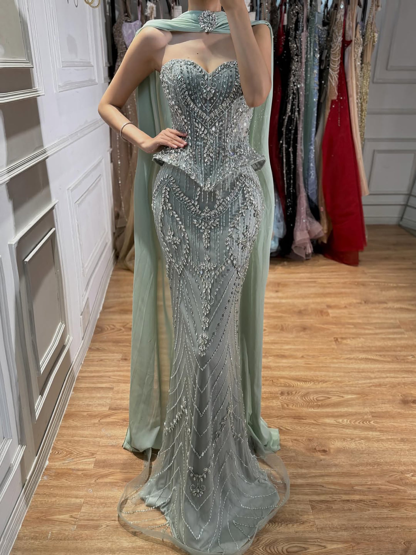 Kosovo Luxury Crystals Beaded Mermaid Evening Dress With Shawl CLA73686