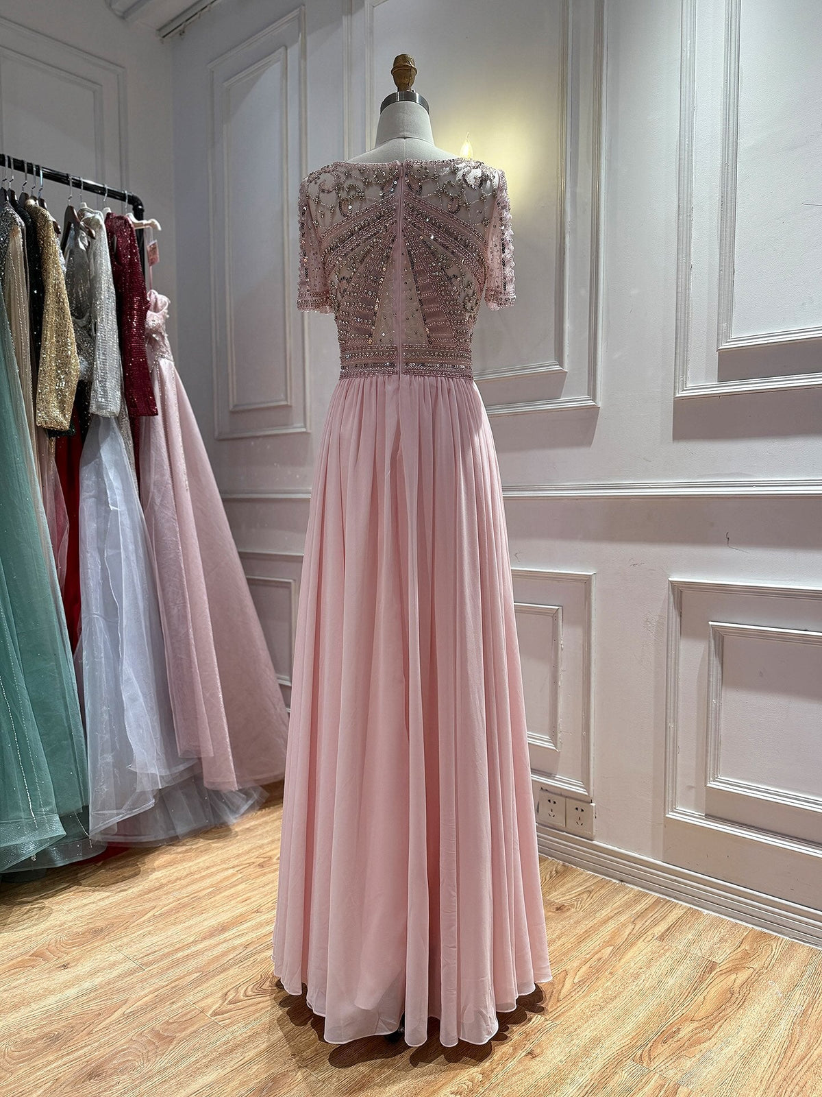 Luxury Nude A‑Line Beaded Tulle Evening Dress CLA73697
