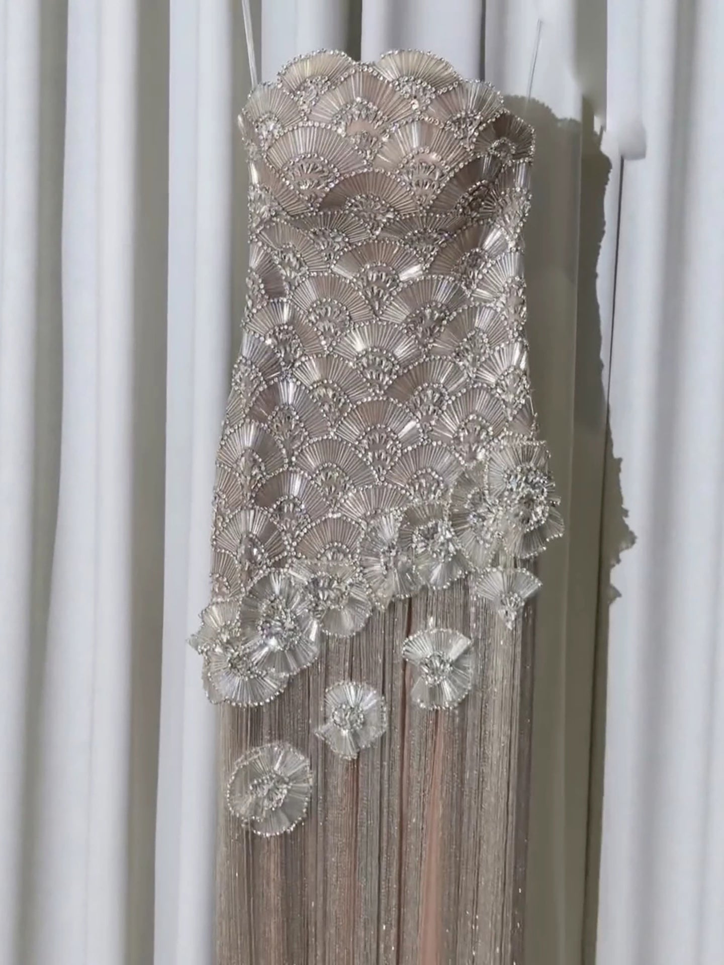 Luxury Silver Strapless Scalloped Beaded Asymmetric Tassel Dress LA73733A