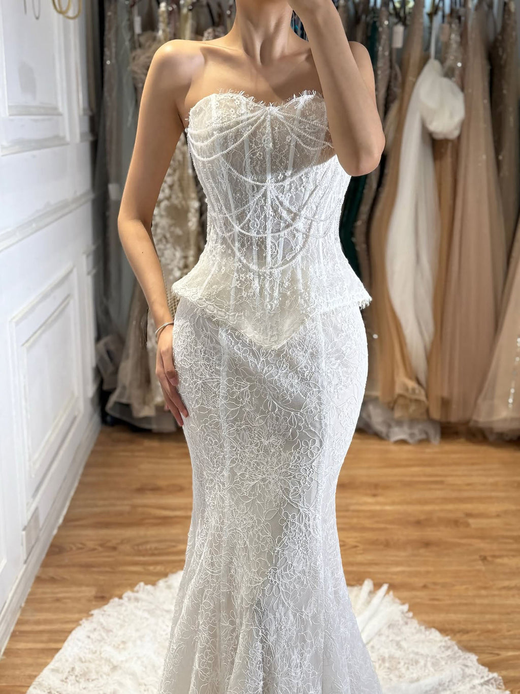 Luxury White Pearls Lace Beaded Mermaid Evening Dress LA73899