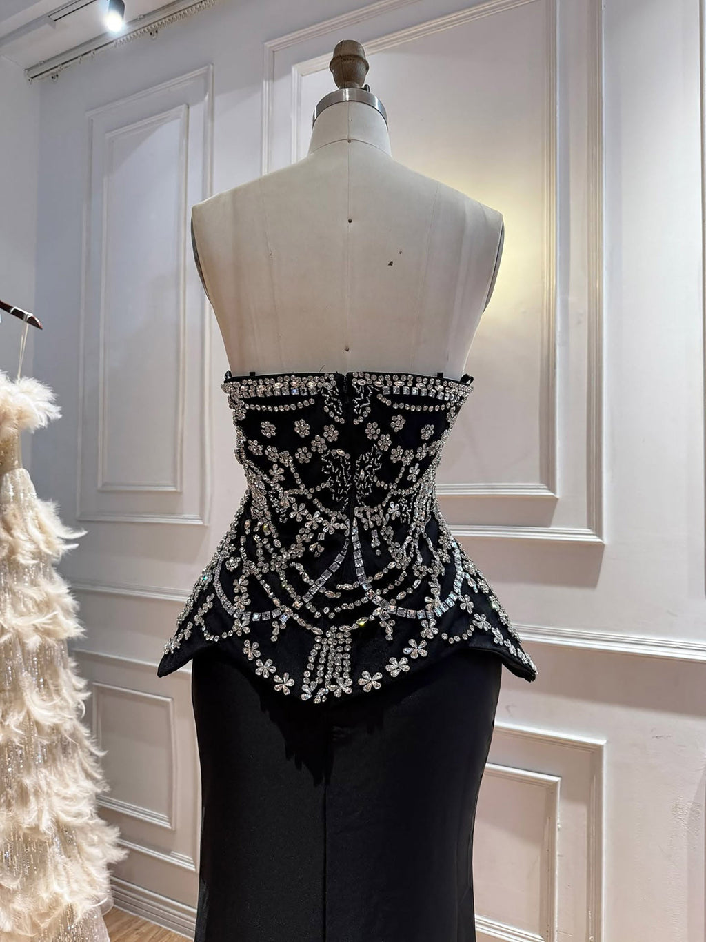 Luxury Black Crystal Beaded Peplum Mermaid Evening Dress LA73949