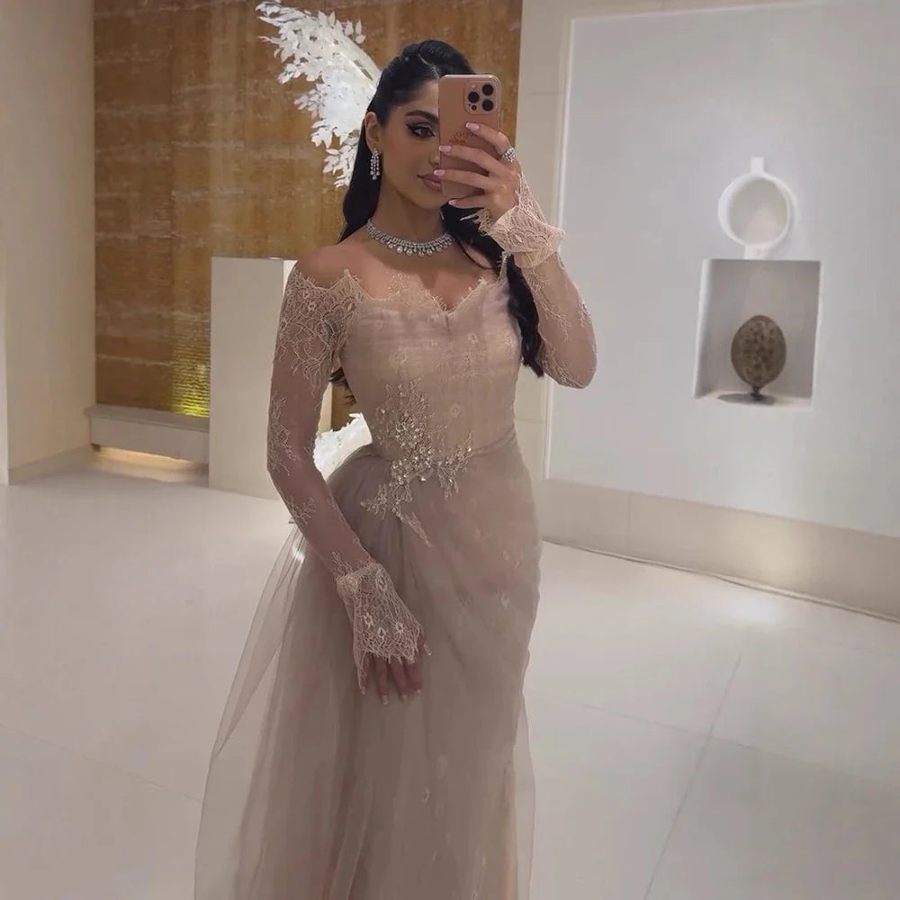 Luxury Light Pink Mermaid Lace Beaded Evening Dress CLA72910