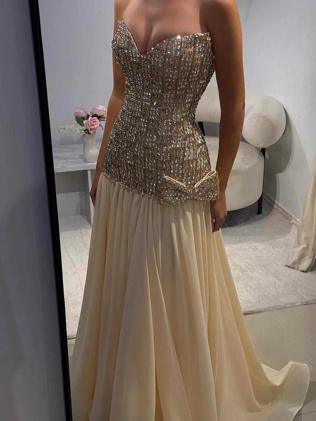 Kosovo Luxury Beaded Bow Decoration Nude A-Line With Choker Party Dress Strapless Women Evening Gown CLA73361